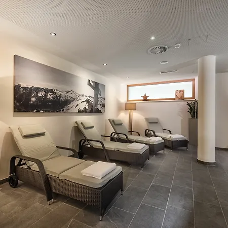 Hotel apartamentowy Alpenparks & Orgler