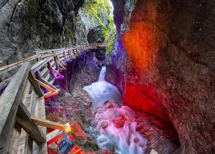 Ξενοδοχείο με διαμερίσματα Alpenparks & Orgler 4*