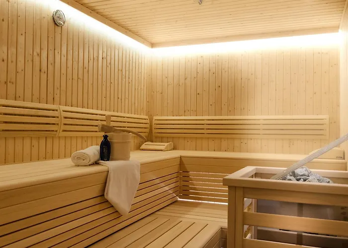 Alpenparks & Orgler Aparthotel 4*