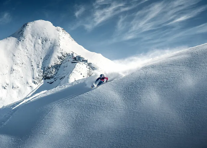 Alpenparks & Orgler Апарт-отель 4*